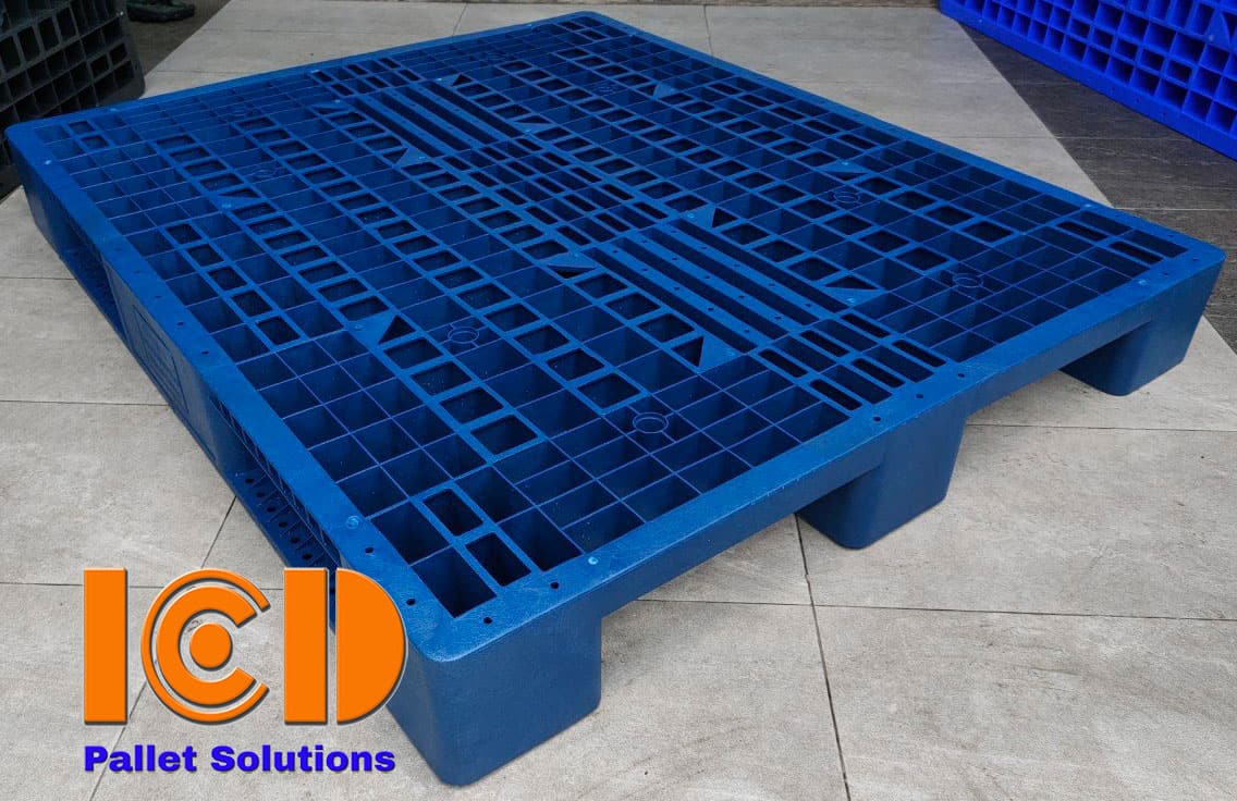 Pallet-3-chân-ICD-EHV1113B2-KT1100x1300x150mm-xanh-tái-sinh1