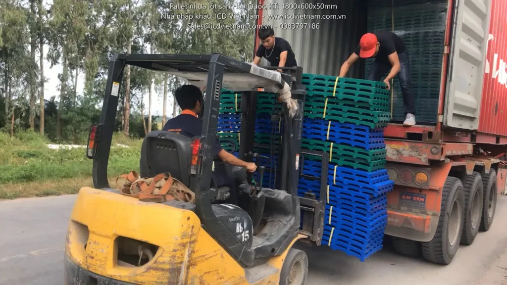 Video Thumbnail: Pallet Nhựa Lót Sàn Hàn Quốc, KT: 1800x600x50mm Nhập Khẩu Bởi ICD. Số 1 Việt Nam Về Pallet, #76