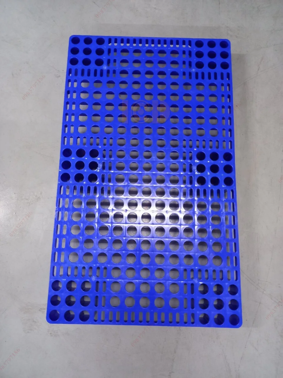 Pallet nhựa lót sàn mặt nan KT 600x1000x35 mm